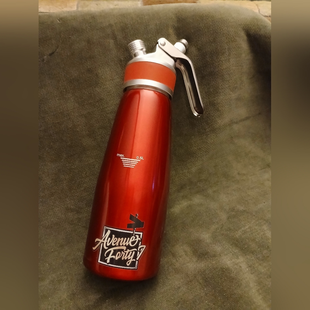 Avenue 47 Red Cream Dispenser No Accesories